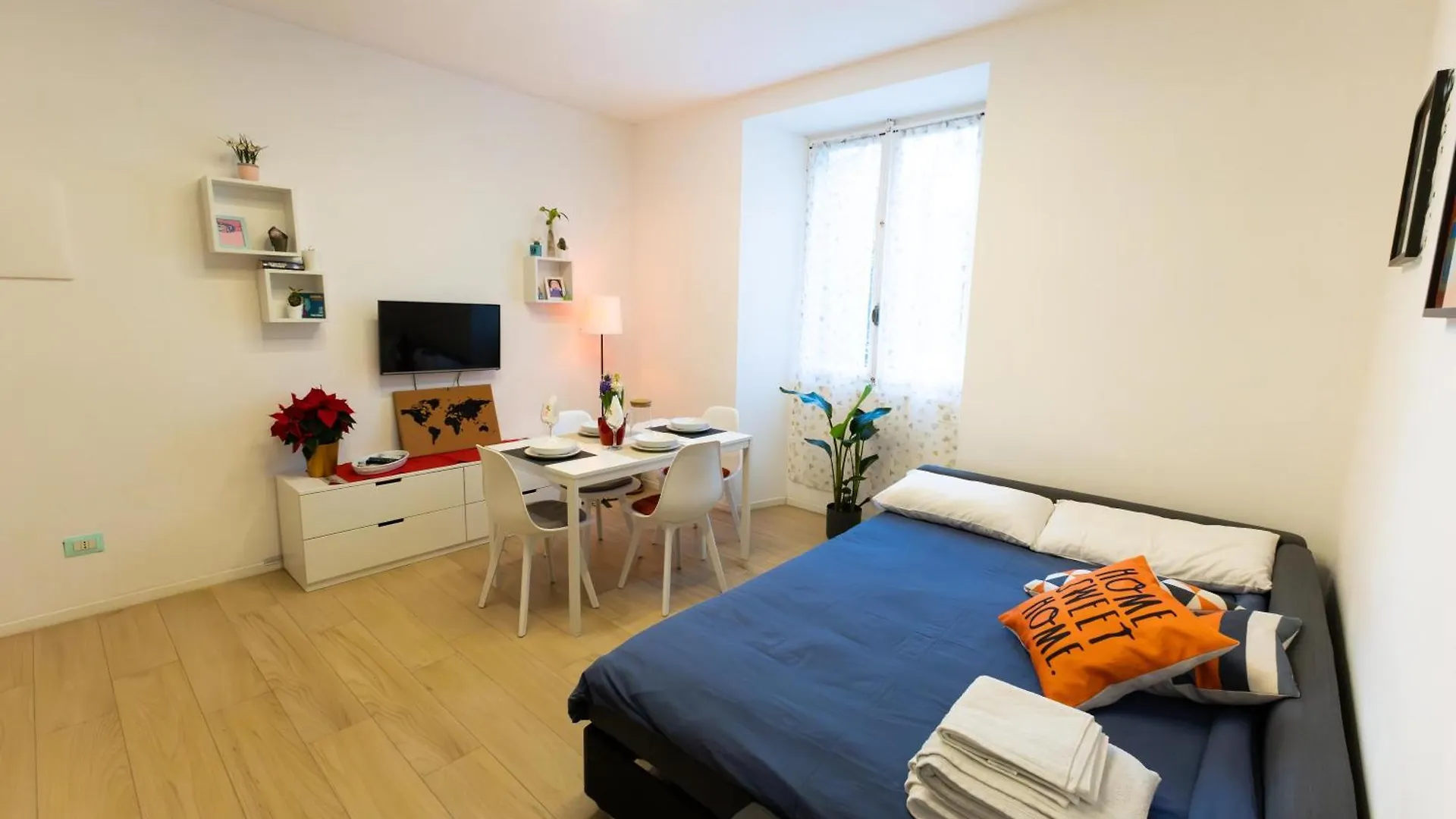 Il Giglio - Free Parking Apartment Como Italy